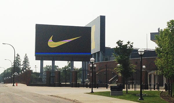 nike michigan apparel